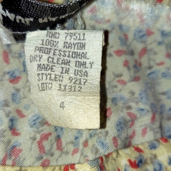 Paul Harris Design mini skirt - Picture 6 of 6